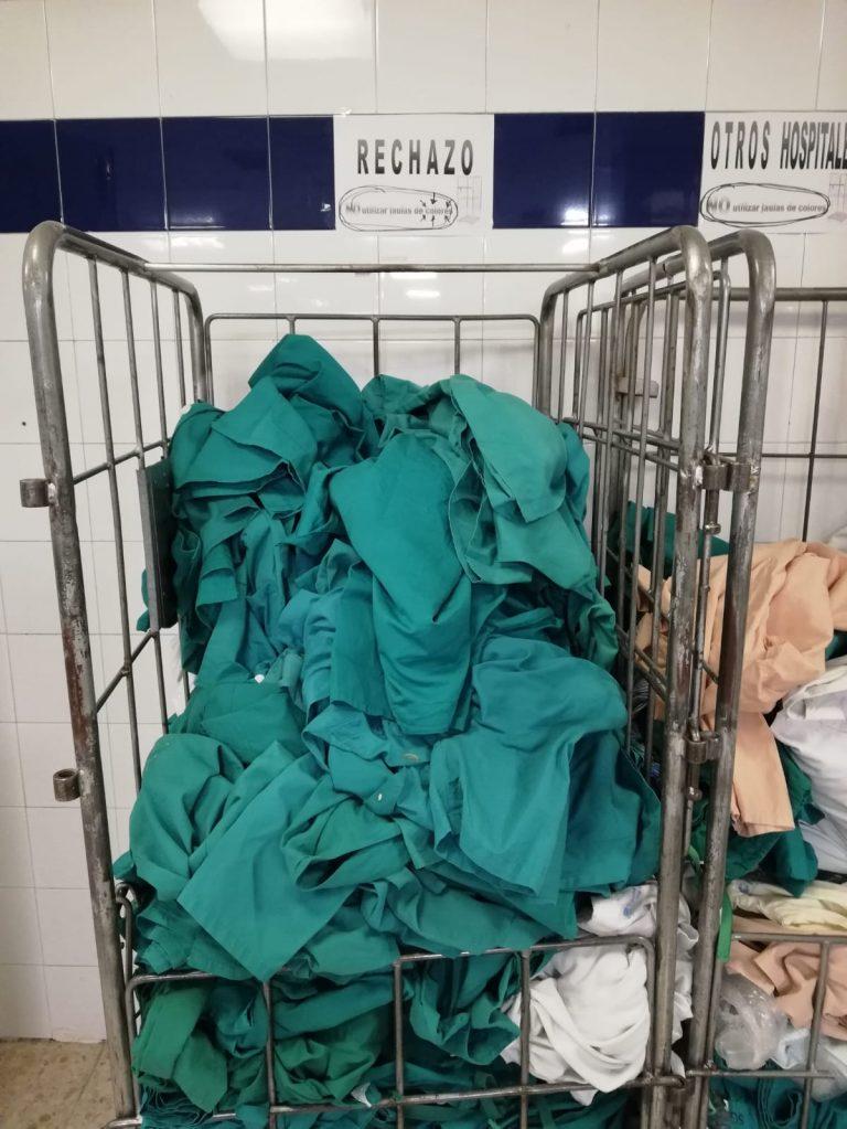 Ropa en el Hospital 12 de Octubre que se devuelve por llegar en mal estado. Fuente MATS