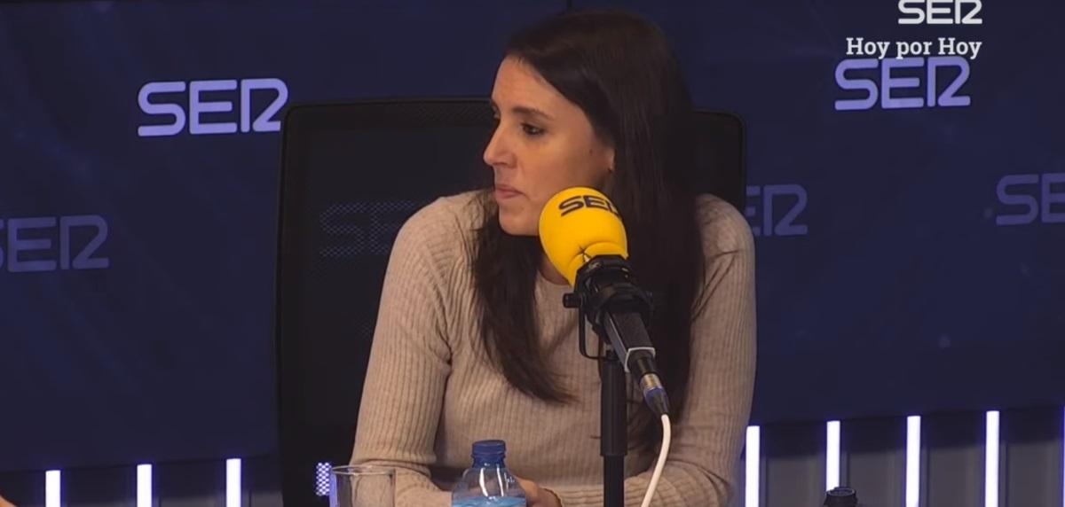 La ministra de Igualdad, Irene Montero, en una entrevista en la Cadena SER