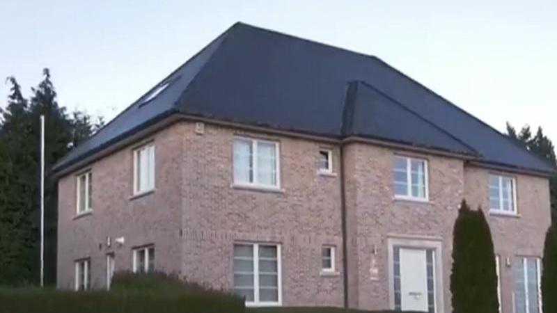 Casa de Carles Puigdemont Casa de Carles Puigdemont