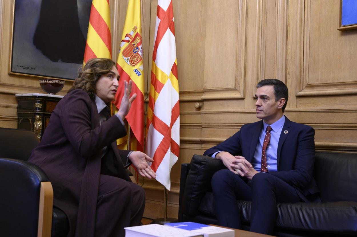 Pedro Sánchez y Ada Colau. Fuente: EP.