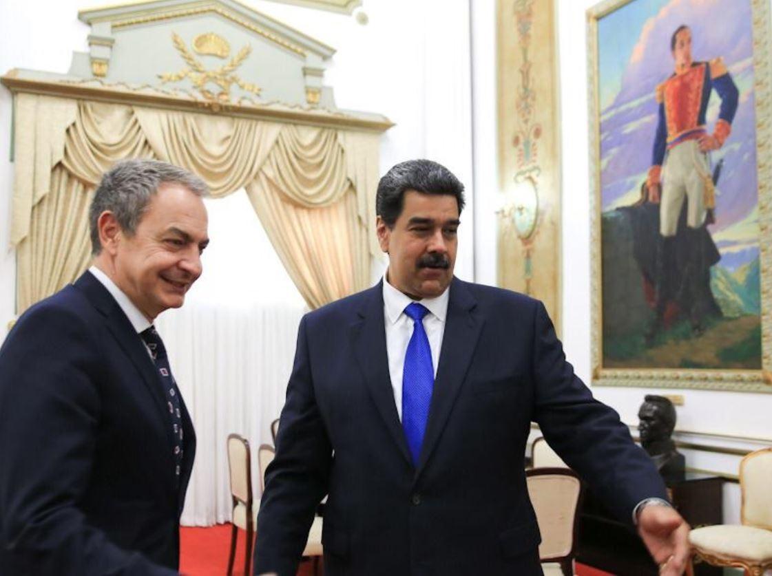 El presidente venezolano Nicolás Maduro y el expresidente del Gobierno español José Luis Rodríguez Zapatero 