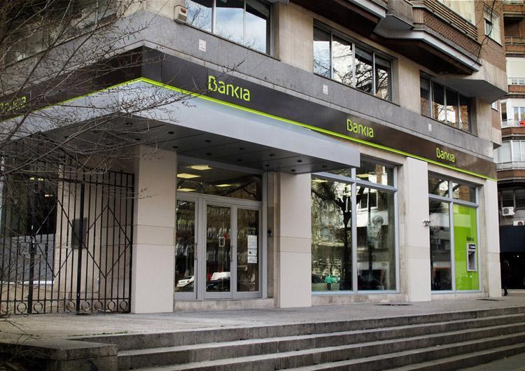 Exterior de una sucursal de Bankia