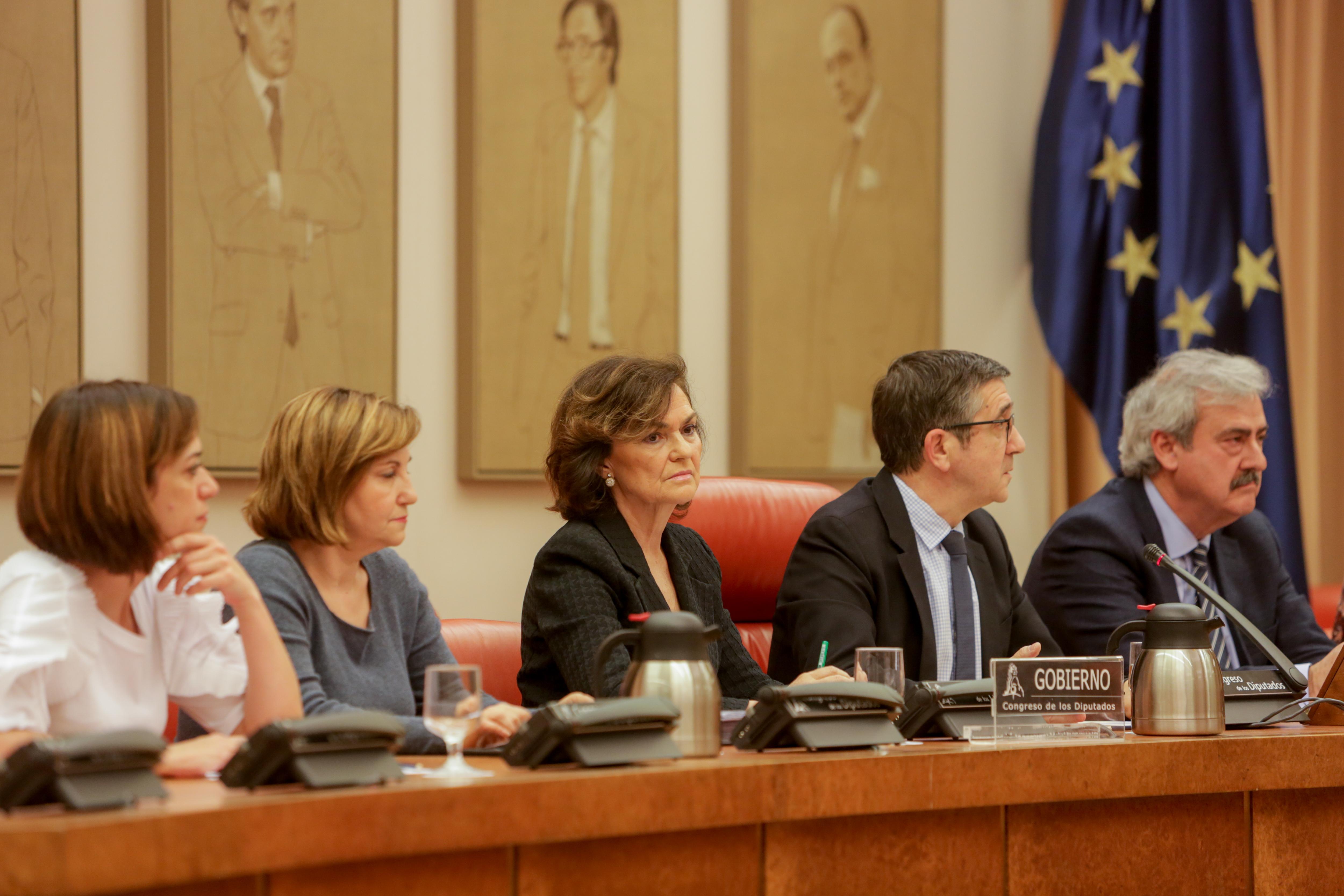 María Dolores Narváez; Pilar Garrido; Carmen Calvo y Patxi López durante la Comisión Constitucional del Congreso