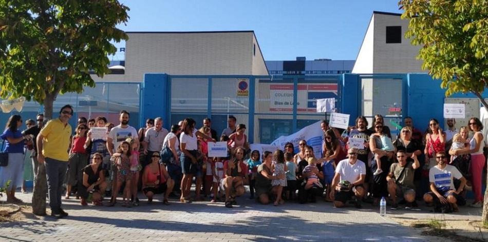 Familias del colegio público Blas de Lezo, en Las Tablas.  Foto facilitada por las madres y padres