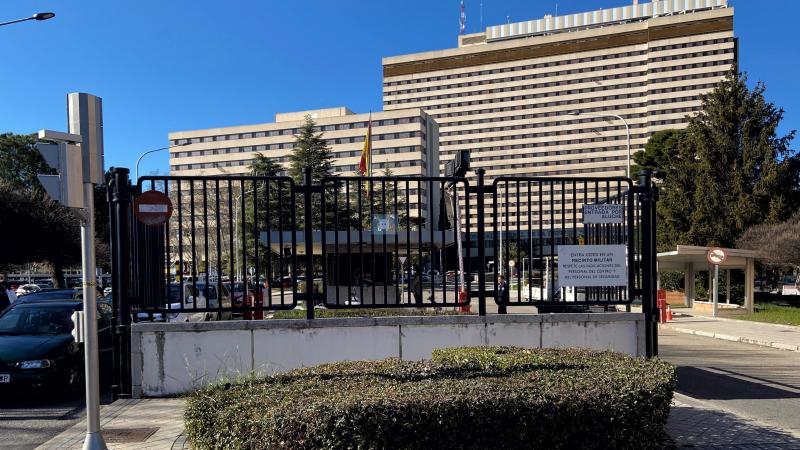 EuropaPress / Entrada al Hospital Gómez Ulla centro donde han dado el alta a un ciudadano chino que acudió hace unas horas señalando que creía padecer síntomas del coronavirus en Madrid (España) a 5 de 