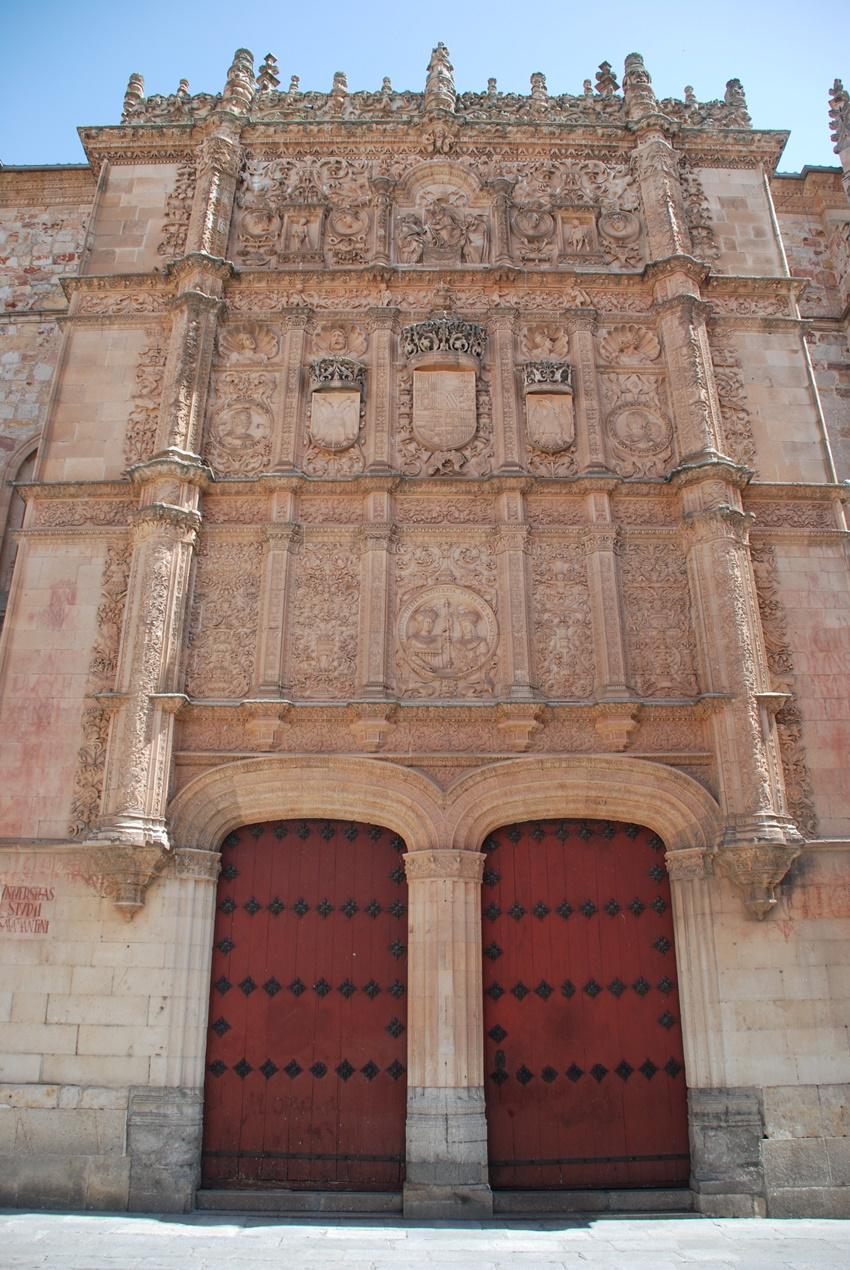 Aunque se ha dicho que fue la primera mujer con un doctorado en la historia, no es exactamente cierto, pues hay ejemplos anteriores como Luisa Medrano que fue catedrática en Salamanca. (Fotografía del autor) Aunque se ha dicho que fue la primera mujer con un doctorado en la historia, no es exactamente cierto, pues hay ejemplos anteriores como Luisa Medrano que fue catedrática en Salamanca. (Fotografía del autor)