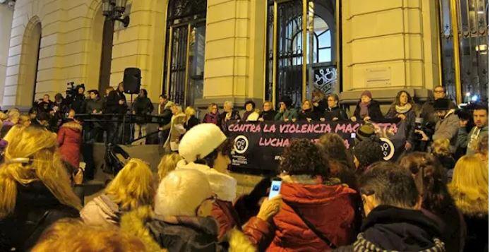 Concentración contra la violencia machista en Zaragoza. Fuente: Europa Press.