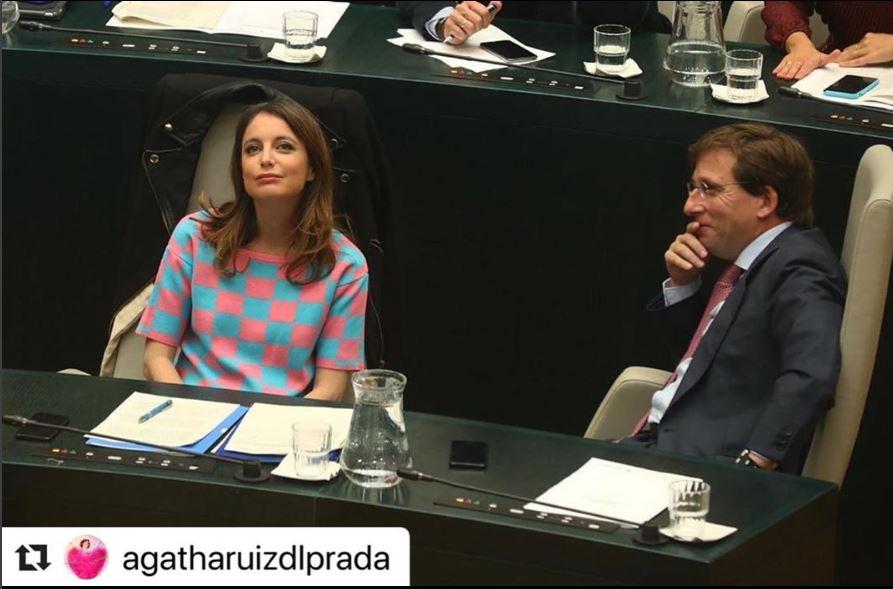 Andrea Levy promociona a Agatha Ruiz de la Prada en sus redes sociales
