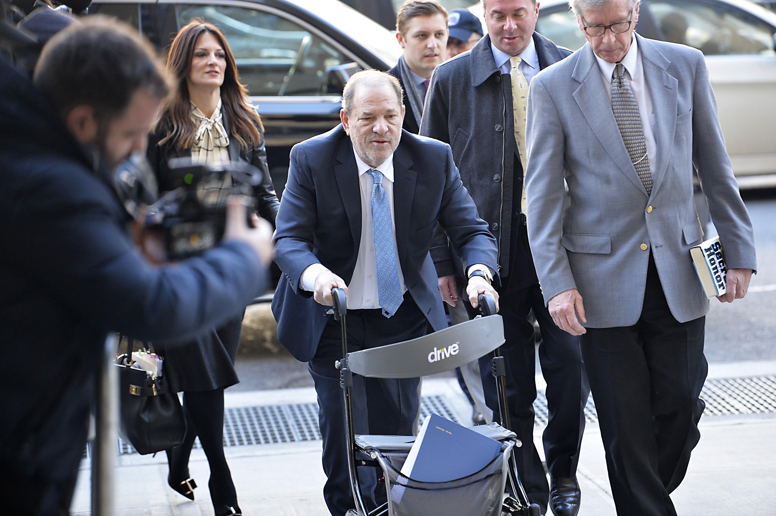 Harvey Weinstein llega a la Corte de Nueva York. Foto: Matthew McDermott