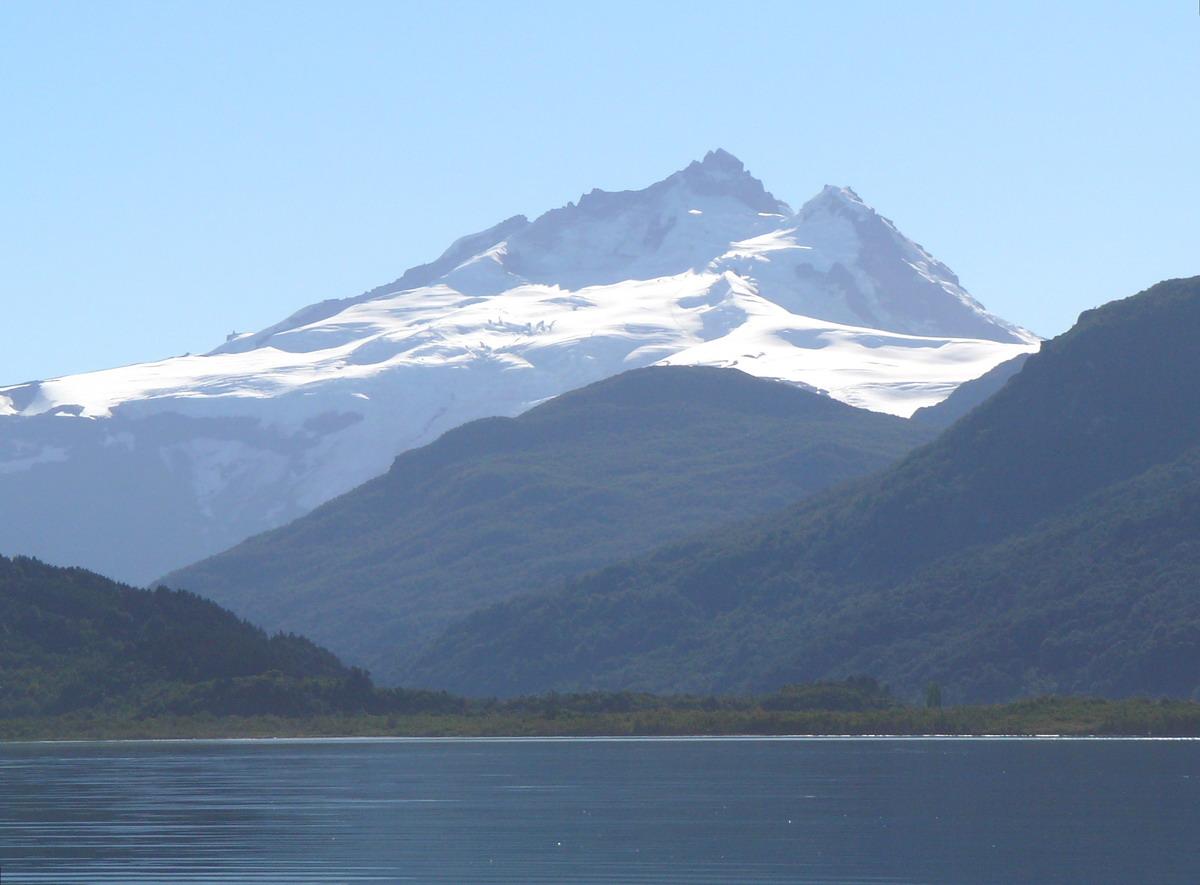 Cerro Tronador, en los Andes, entre Chile y Argentina