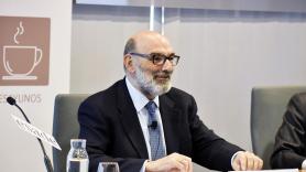 El presidente ejecutivo de Indra Fernando Abril Martorell en los Desayunos Esade (Foto: Europa Press)