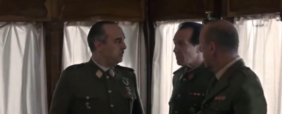 Francisco Franco, interpretado por Pep Miràs, en el tercer capítulo de la primera temporada de El Ministerio del Tiempo.