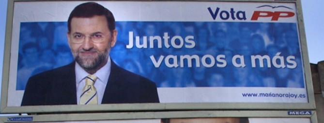 Rajoy aparece en la foto de 'la caja B': un empresario confiesa el pago de comisiones en las generales de 2004