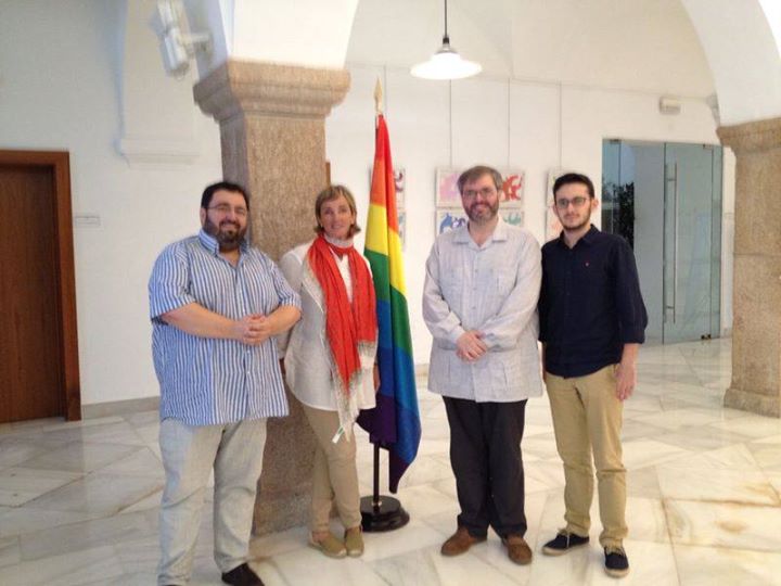 La Universidad de Extremadura, forzada a retirar materiales homófobos