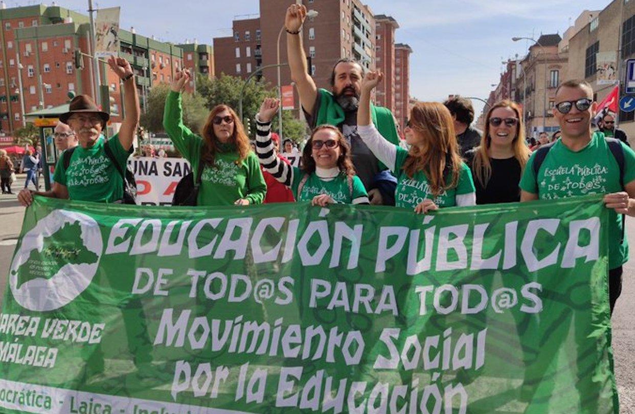 Manifestación en Málaga de la Marea Verde en defensa de la educación pública.