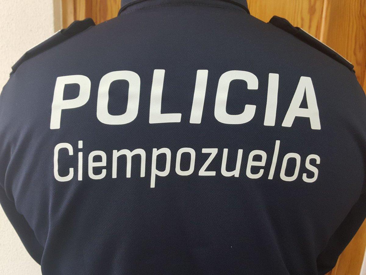 Policía Ciempozuelos de espaldas. Fuente: Twitter Policía Local