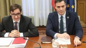 El ministro de Sanidad, Salvador Illa, junto al presidente del Gobierno, Pedro Sánchez