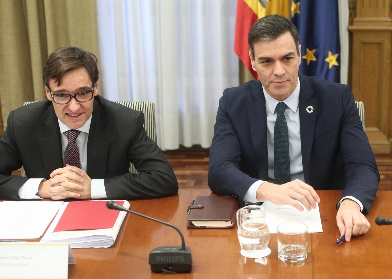 El presidente del Gobierno, Pedro Sánchez, junto a Salvador Illa, ministro de Sanidad