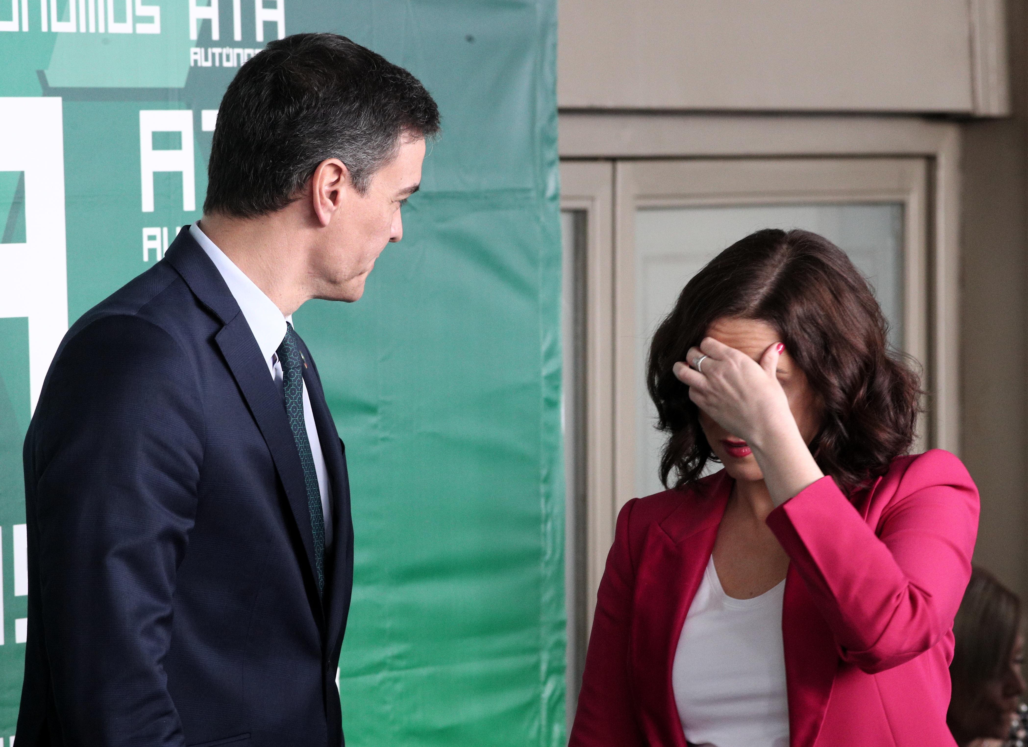 El presidente del Gobierno, Pedro Sánchez, y la presidenta de la Comunidad de Madrid, Isabel Díaz Ayuso.