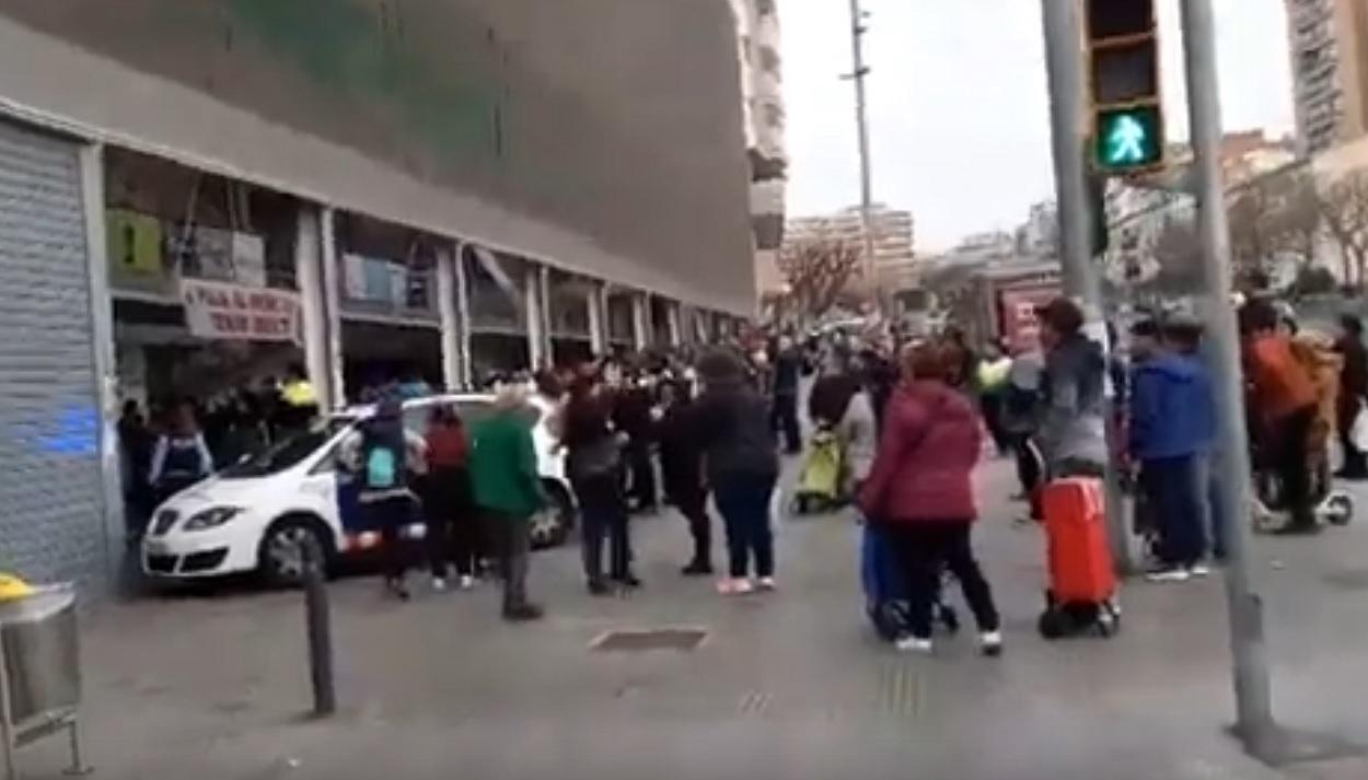 Colas en Mercadona. Hospitalet de Llobregat