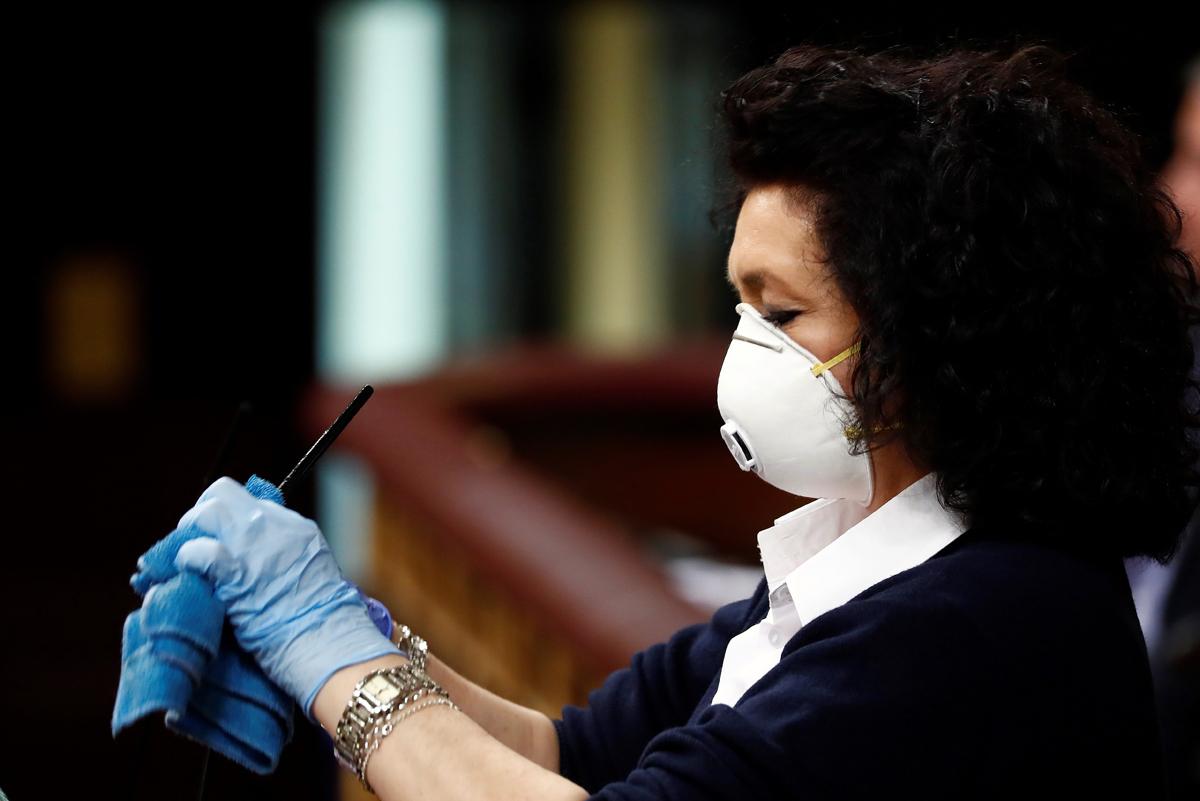 Valentina, la limpiadora de Clece, se convirtió en la protagonista involuntaria del Pleno Extraordinario del Congreso para informar sobre el coronavirus