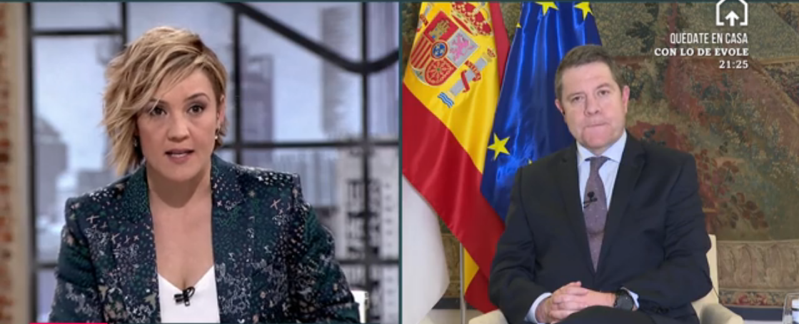 Cristina Pardo y Emiliano García-Page durante la entrevista en la que le realizó la pregunta sobre el presidente de la Generalitat