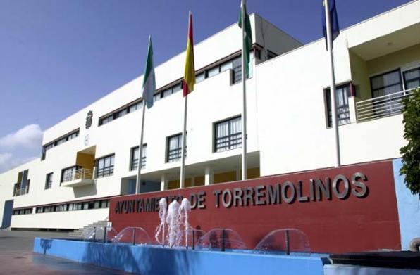 Fachada del Ayuntamiento de Torremolinos. 