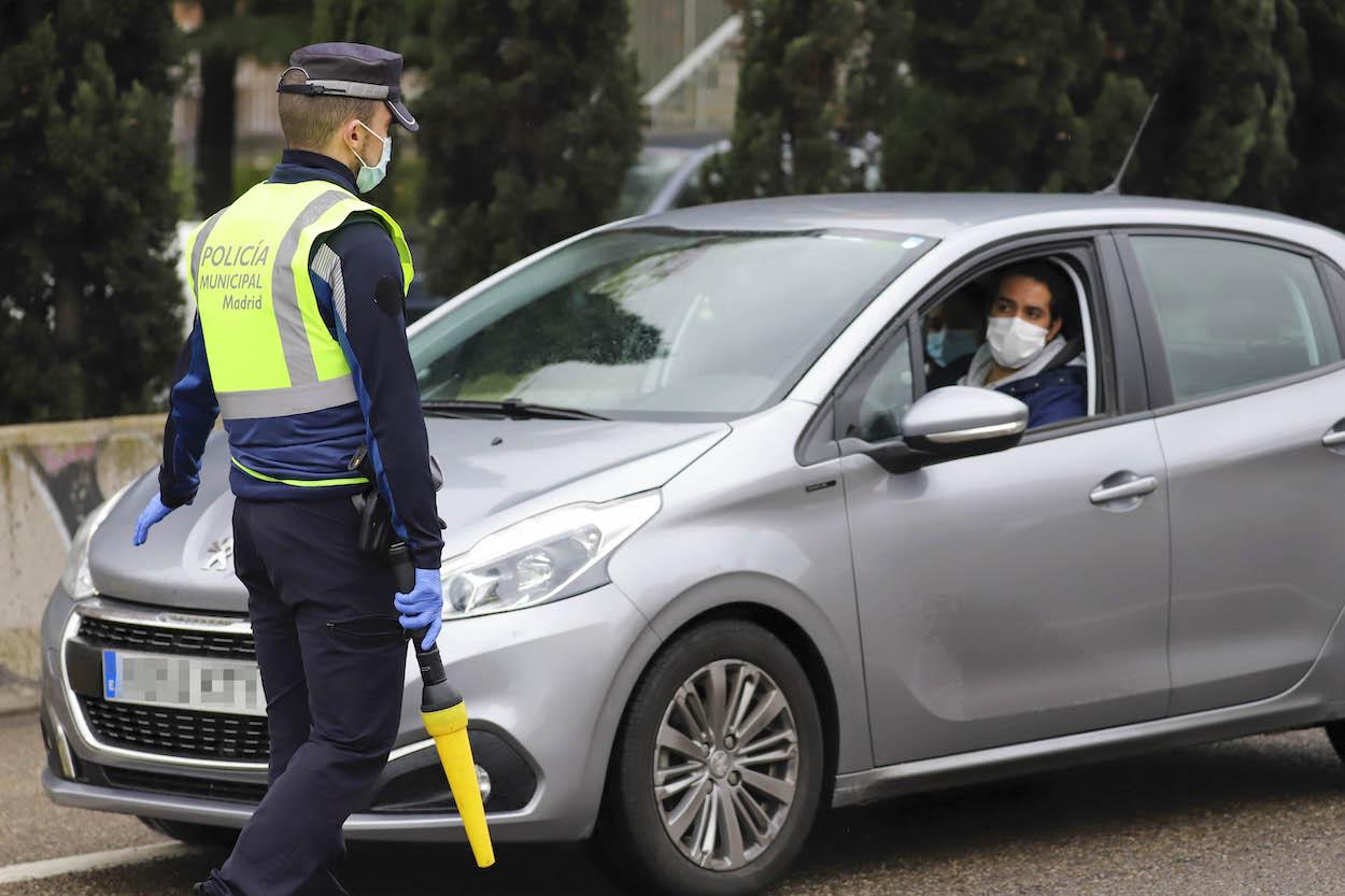 La Policía Municipal de Madrid realiza un control en la capital