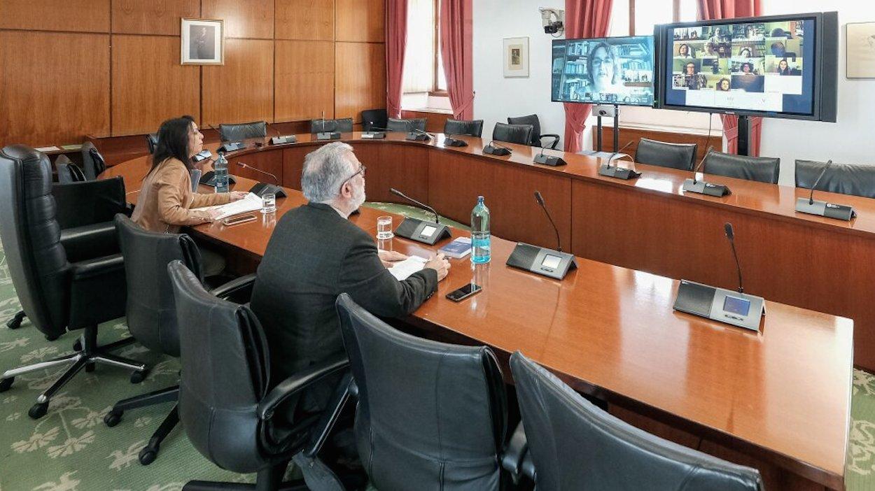 Reunión de la Diputación Permanente del Parlamento andaluz.