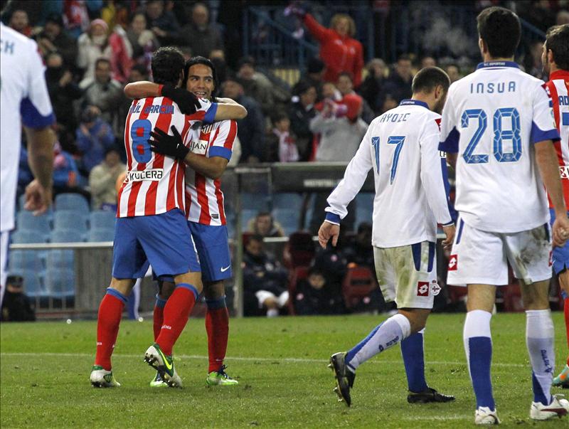 La marcha de Di María al Manchester hará posible el fichaje de Falcao por el Real Madrid