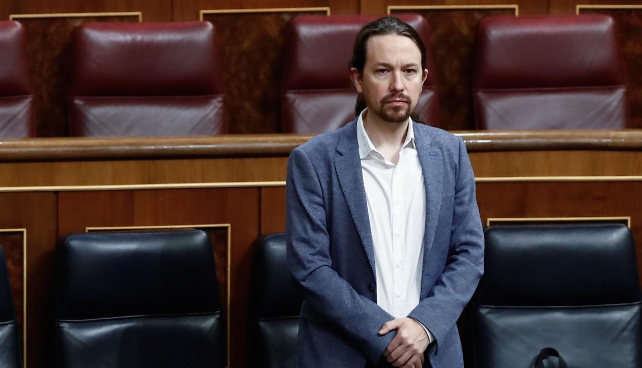 El vicepresidente Pablo Iglesias, en su escaño del Congreso. EP