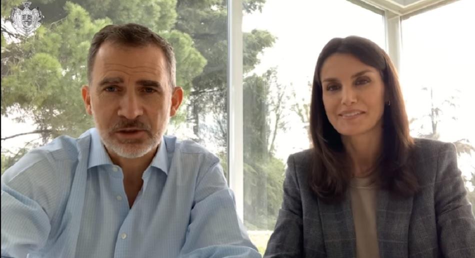 Los Reyes Felipe y Letizia felicitan a la Reina Margarita