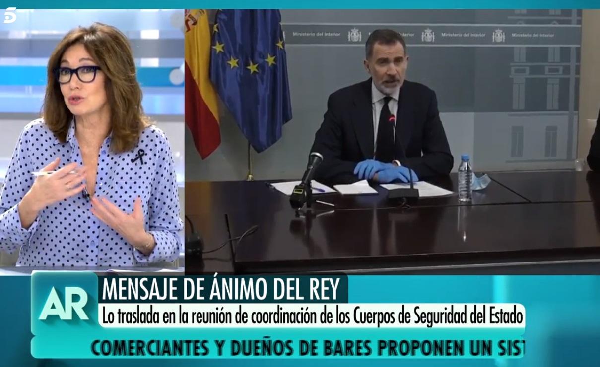 Ana Rosa Quintana y Felipe VI. Fuente: Mediaset.