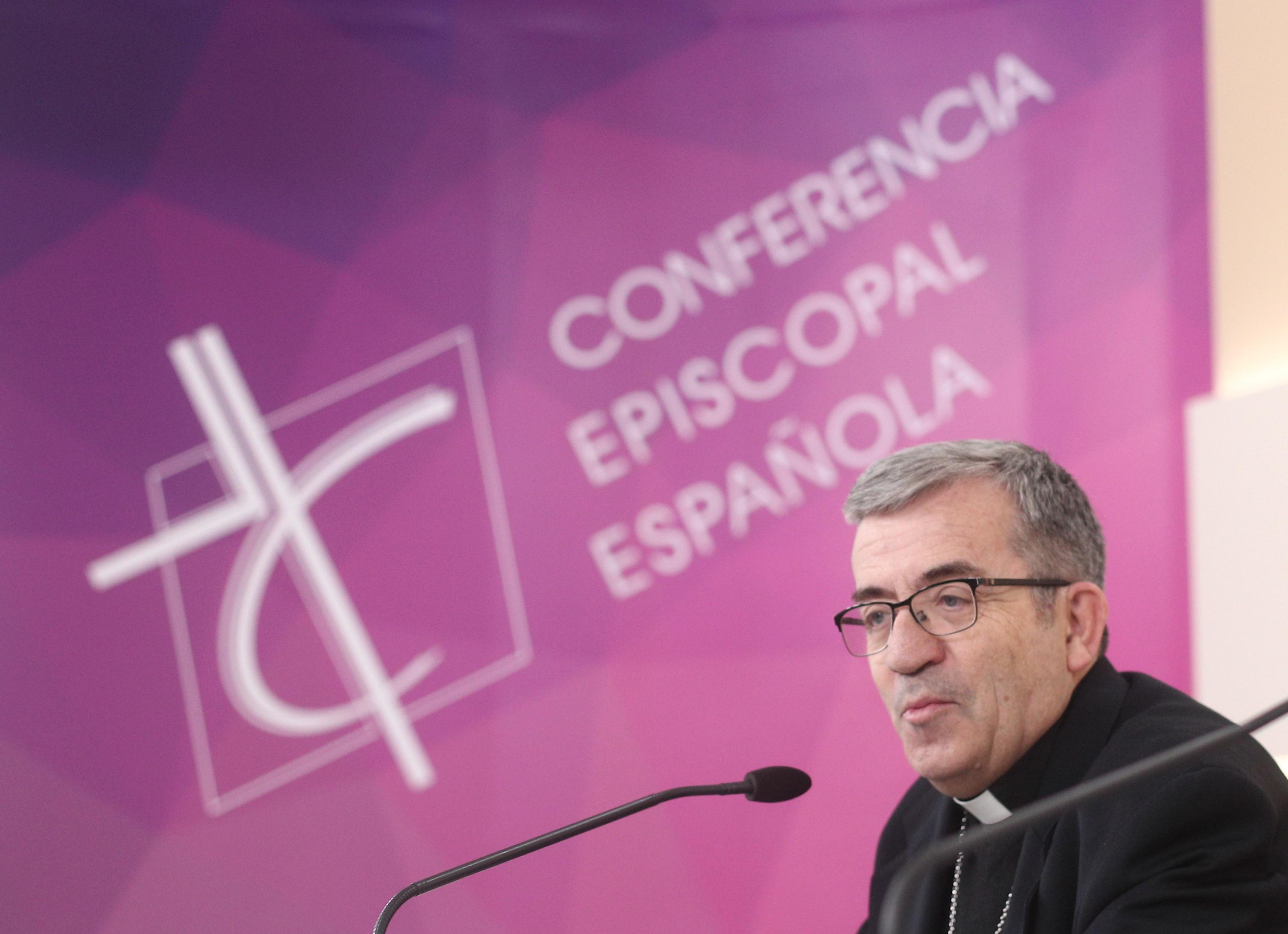 El secretario general de de los obispos, Luis Argüello, habla de la renta mínima. EP 