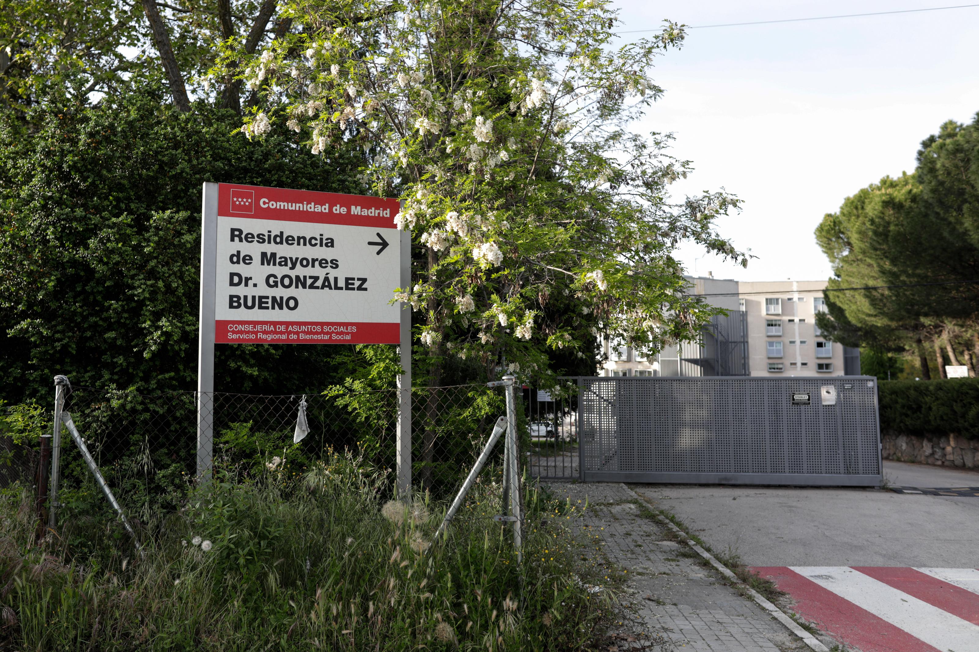 : Residencia pública Doctor González Bueno en Madrid el 24 de abril de 2020, durante la pandemia del coronavirus