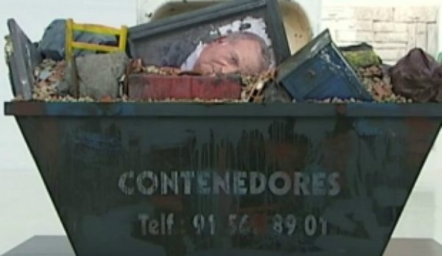 El rey Juan Carlos al contenedor