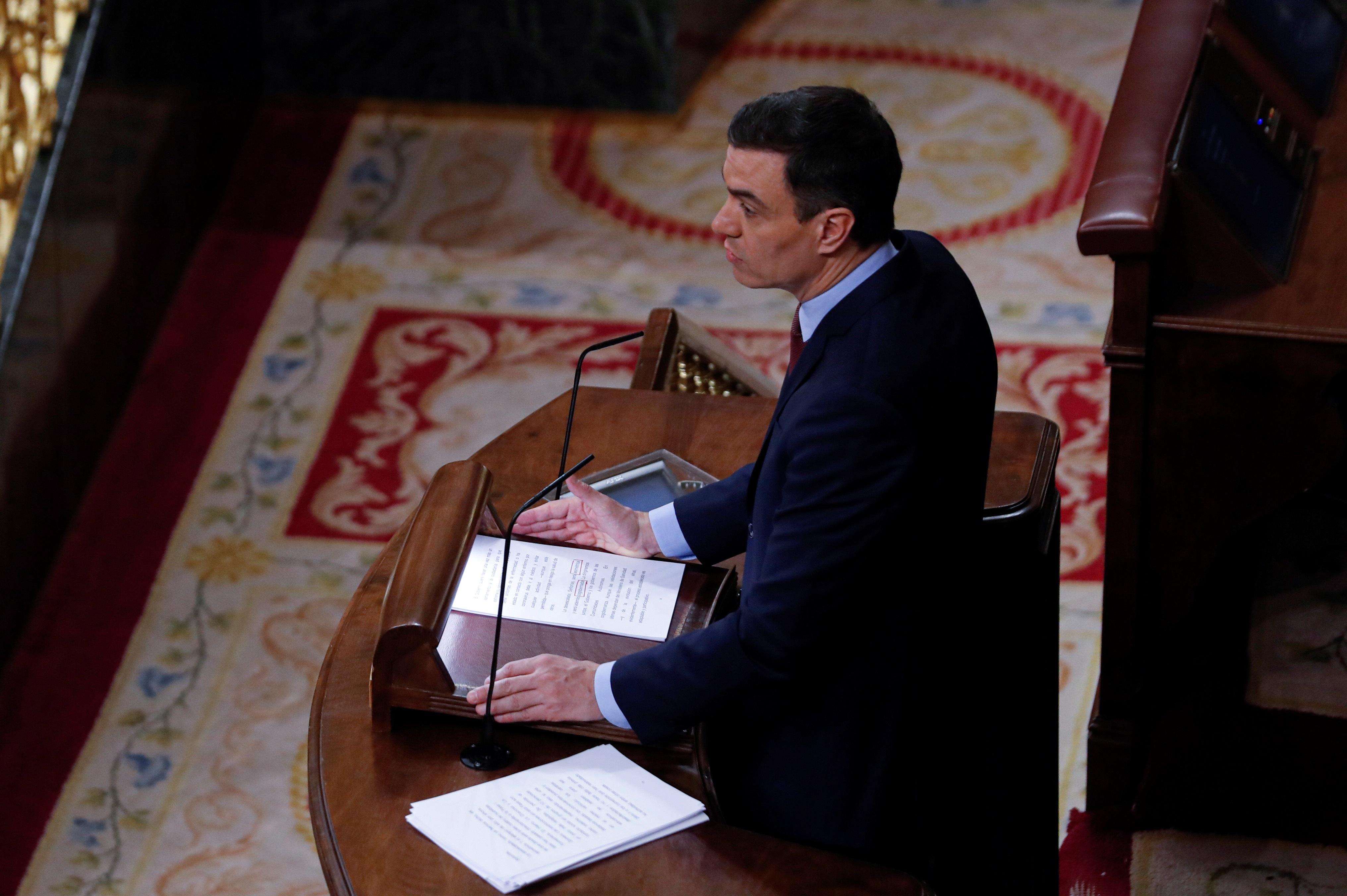 El presidente del Gobierno, Pedro Sánchez, defiende la prórroga del estado de alarma en el Congreso. EP