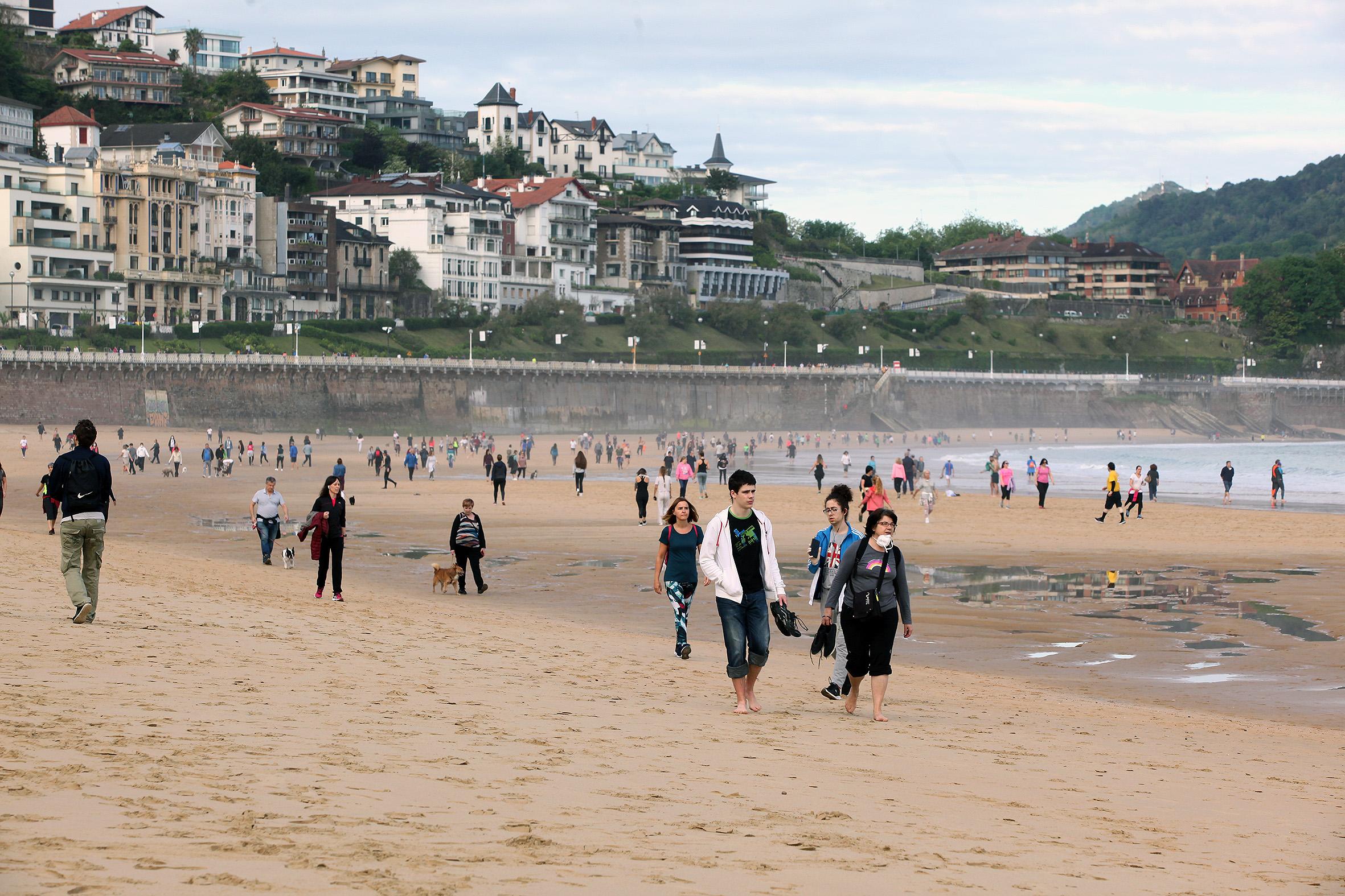 Paseos en la playa de la Concha de San Sebastián