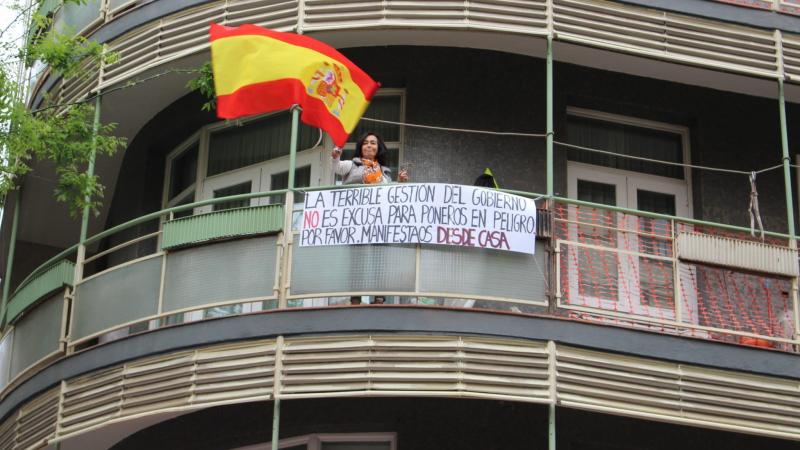 Pancarta de una vecina en el barrio de Salamanca