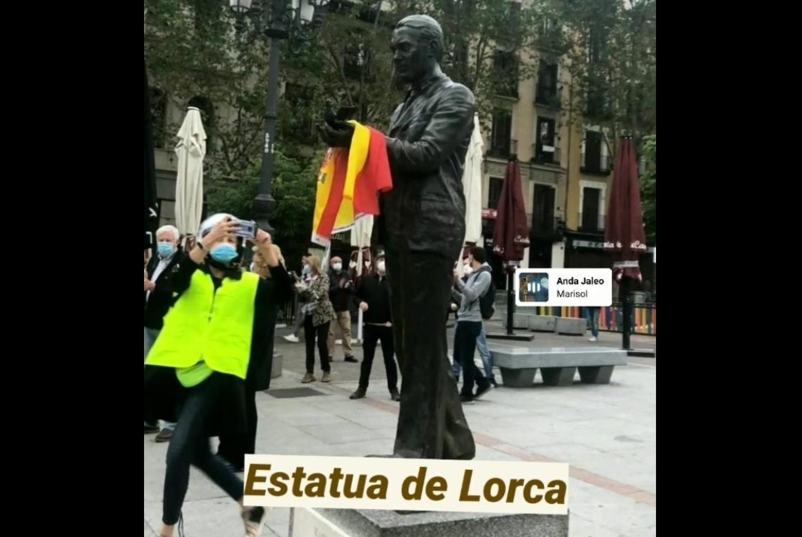 La estatua de Federico García Lorca en Granada. EuropaPress
