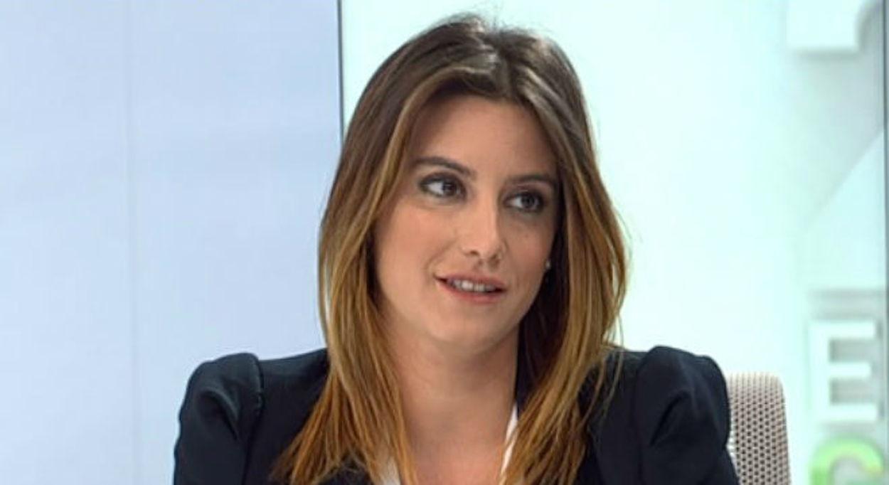 Captura de televisión de una entrevista de Virginia Millán en Canal Sur.