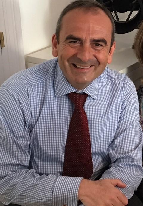 Juan Tomás Hernani es el CEO de Satlantis Juan Tomás Hernani es el CEO de Satlantis