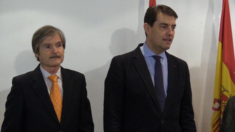 Jaime Mateu, diputado nacional del PP, y Ángel Ibáñez, consejero de la Presidencia de la Junta.