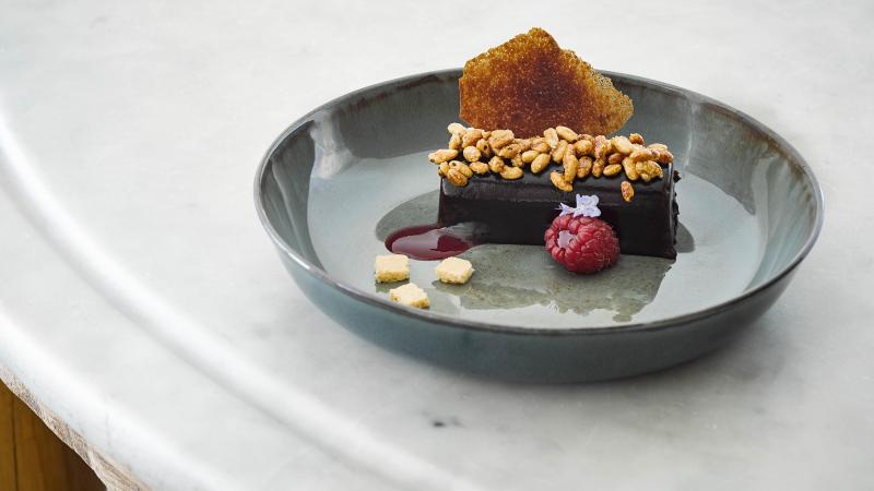 Mousse de chocolate y corazón de frambuesa Mousse de chocolate y corazón de frambuesa