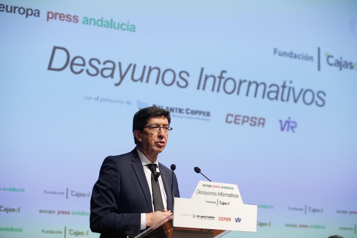 El vicepresidente de la Junta, Juan Marín, ayer en los desayunos informativos de Europa Press Andalucía. MARÍA JOSÉ LÓPEZ/EP