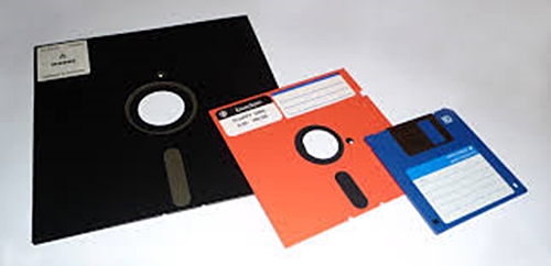 El disquete o disco flexible, de revolución para almacenar datos a (casi) objeto de museo