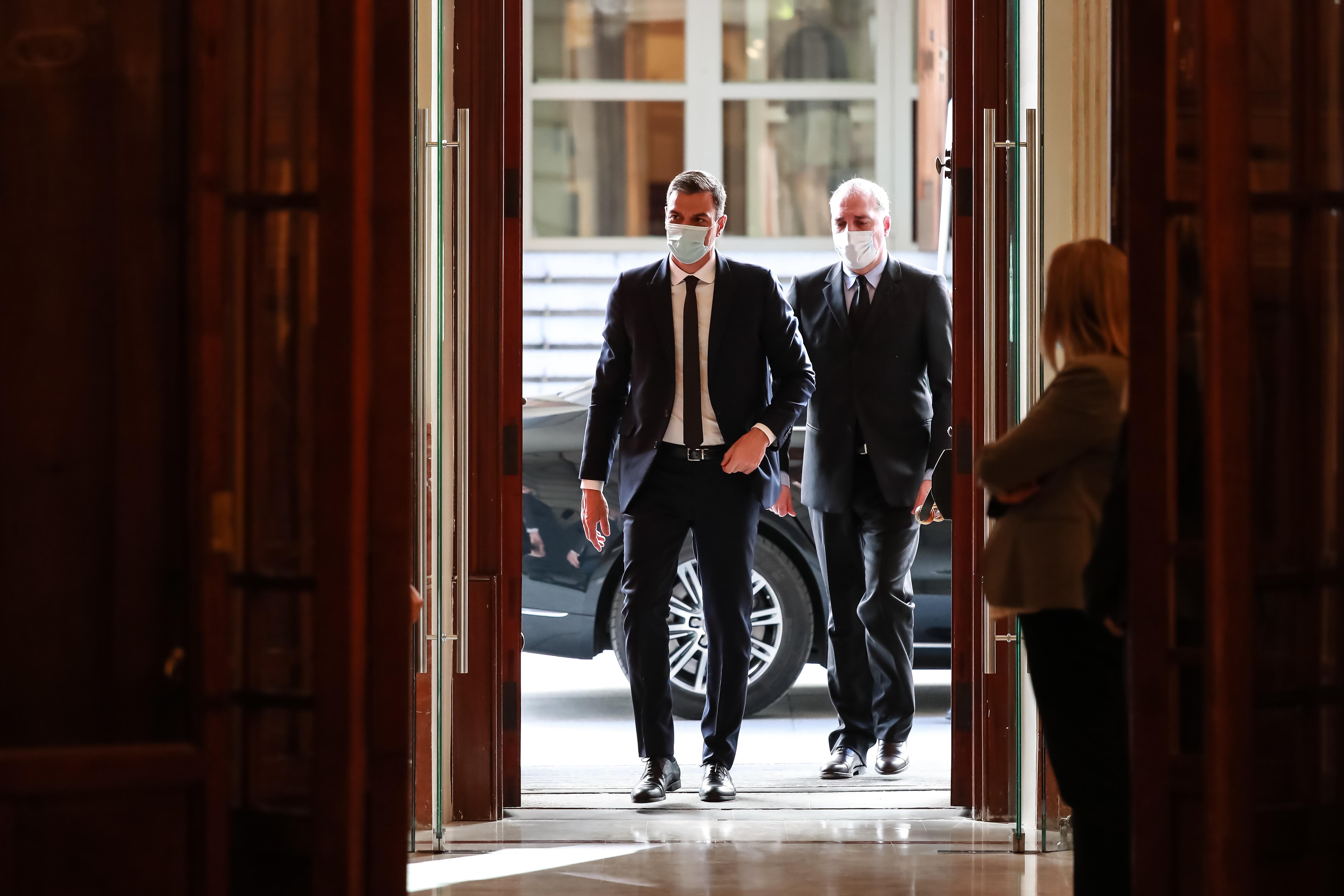 EuropaPress 3178111 presidente gobierno pedro sanchez llegada congreso diputados donde