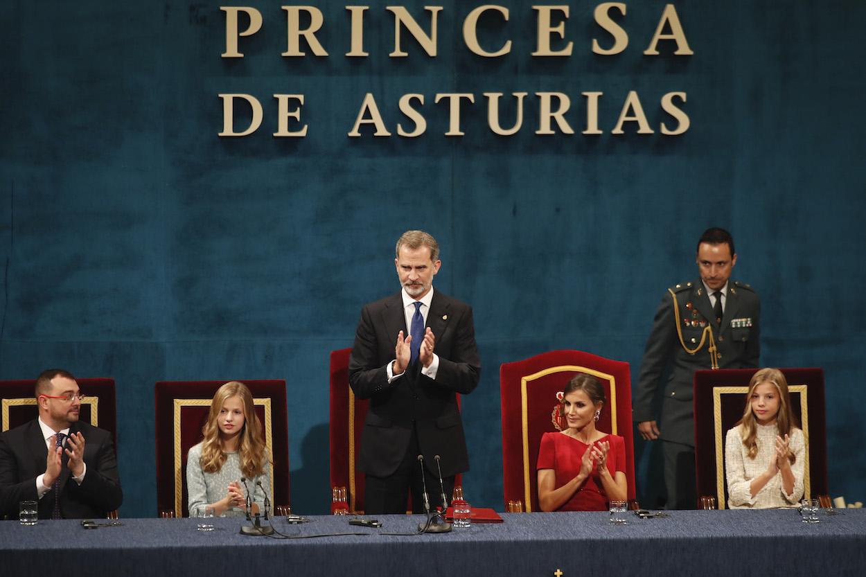 El presidente de Asturias, Adrián Barbón, la princesa Leonor, el Rey Felipe VI, la Reina Letizia y la infanta Sofía, presiden el acto de la Ceremonia de entrega de los Premios Princesa de Asturias 2019