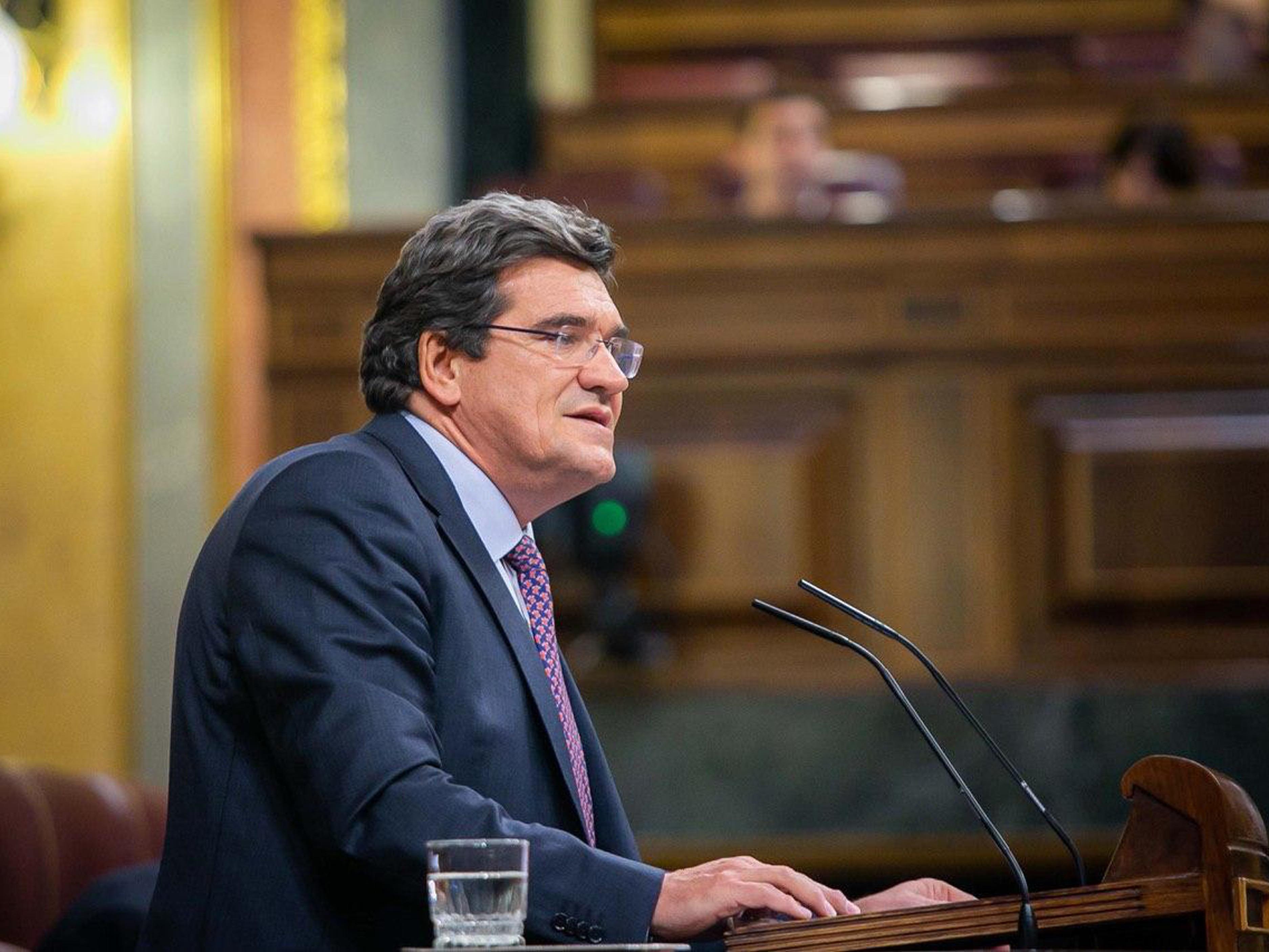 El ministro de Seguridad Social e Inclusión Social, José Luis Escrivá, en el Congreso. EP