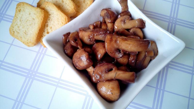 Champiñones con gambas es una de las tapas conocidas de Logroño